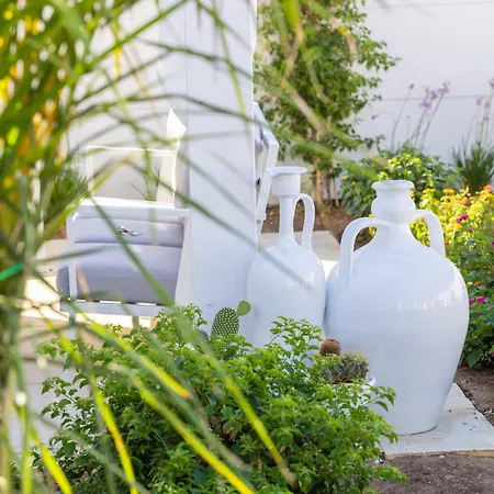 De Nuzzo - فندق مبيت وإفطار توري سان جيوفاني أوغينتو